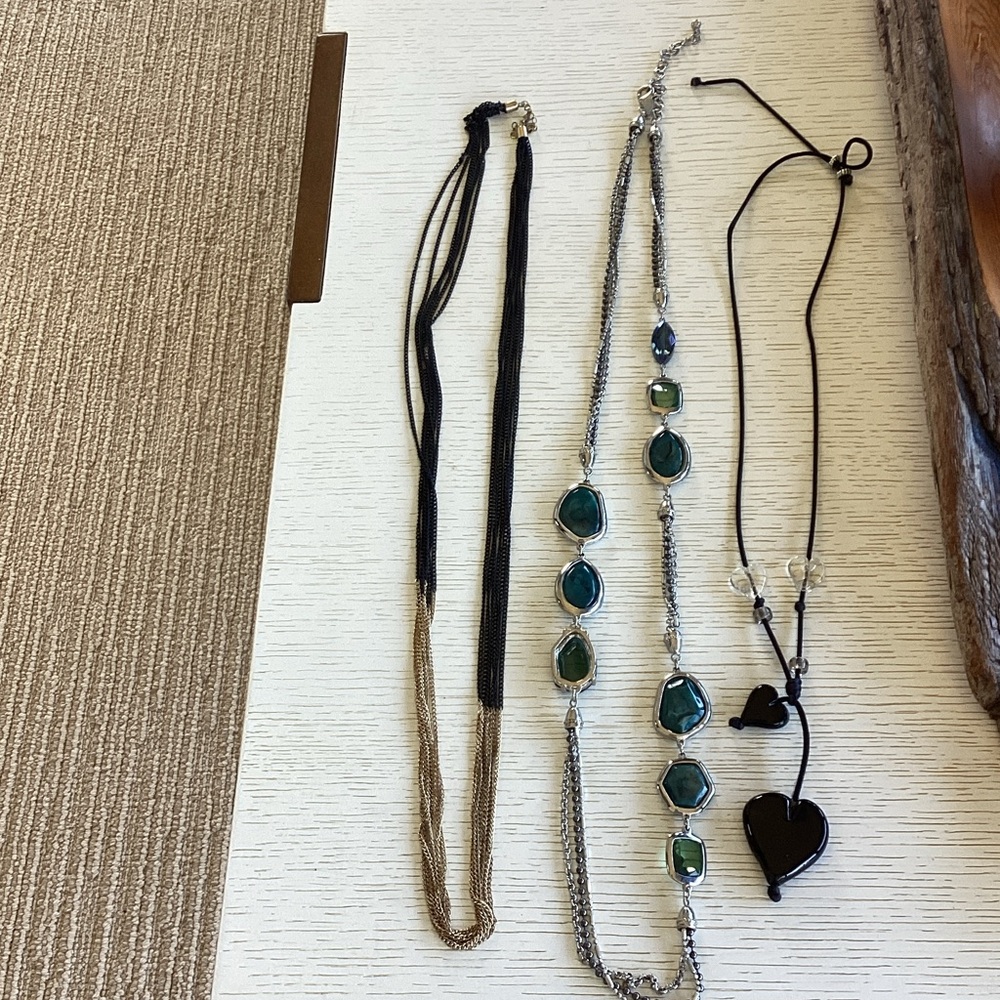 Lot of 3 necklaces